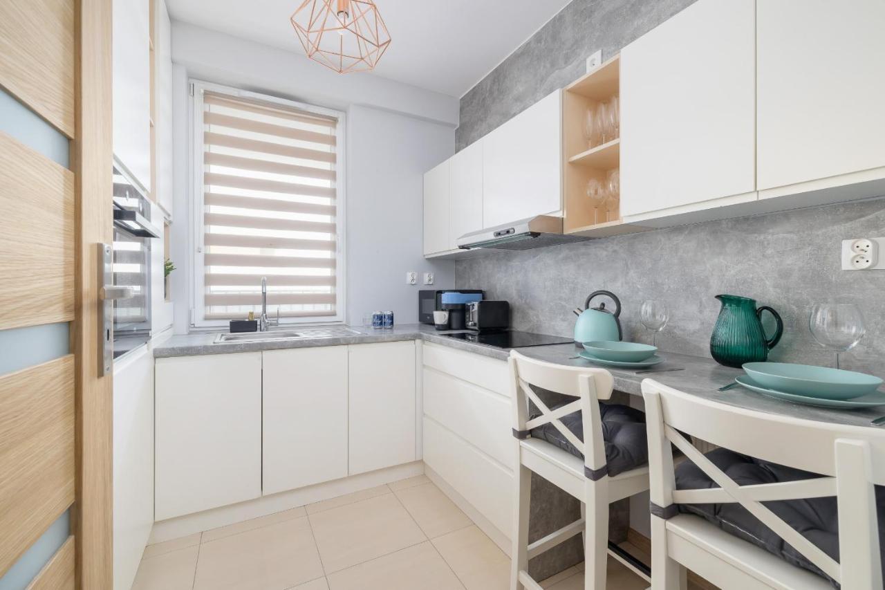 Osiedle Avia Harmonious Apartment With Balcony & Parking Cracow By Renters Prestige Краків Екстер'єр фото