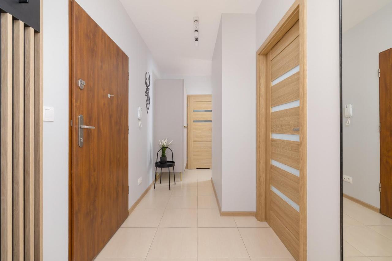 Osiedle Avia Harmonious Apartment With Balcony & Parking Cracow By Renters Prestige Краків Екстер'єр фото