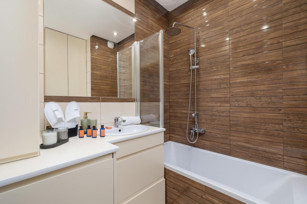 Osiedle Avia Harmonious Apartment With Balcony & Parking Cracow By Renters Prestige Краків Екстер'єр фото